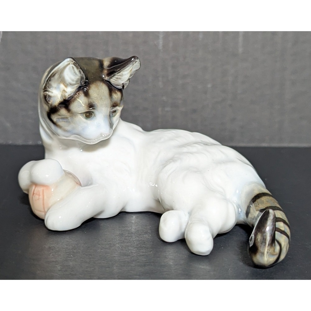 Sweet Porcelain Cat With Ball Numbered Figurine Hand-Painted High Gloss Finish